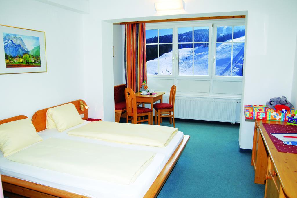Kinder- Und Familienhotel Nockalm Innerkrems Exteriör bild