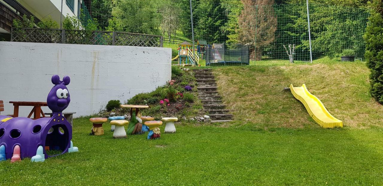 Kinder- Und Familienhotel Nockalm Innerkrems Exteriör bild